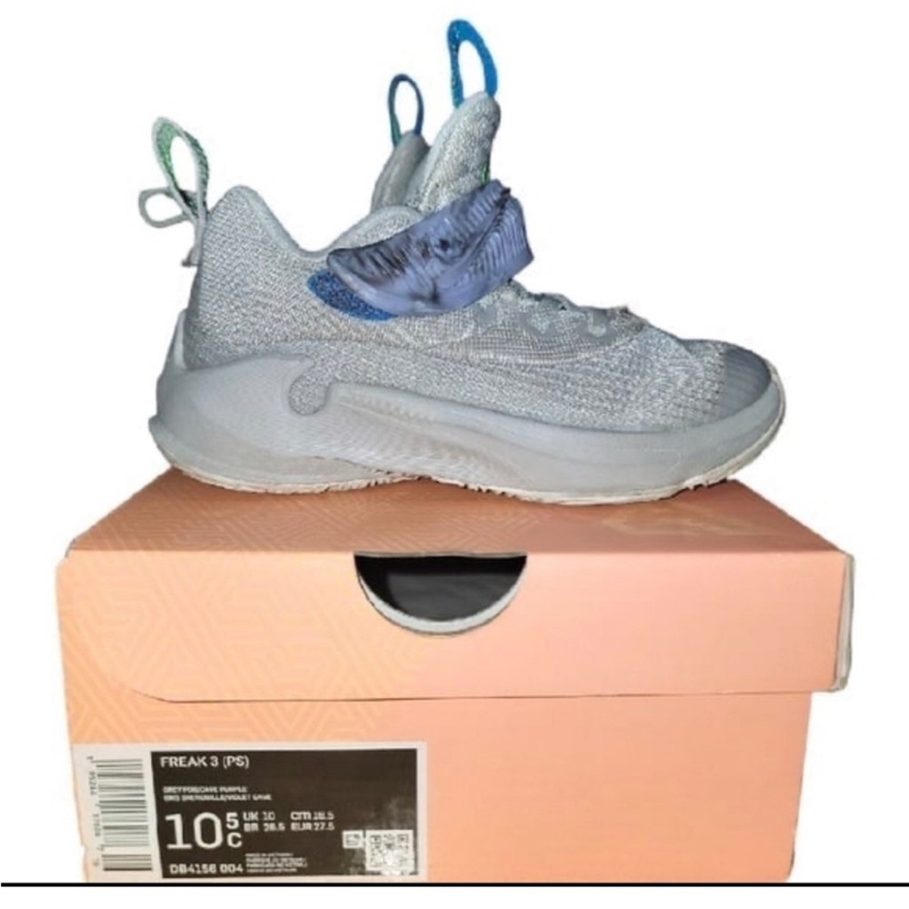 Nike Zoom Freak 3 (PS) ‘Grey Frog’ Kids Sneakers Boys Size 10.5C DB4156 004 - Picture 9 of 11